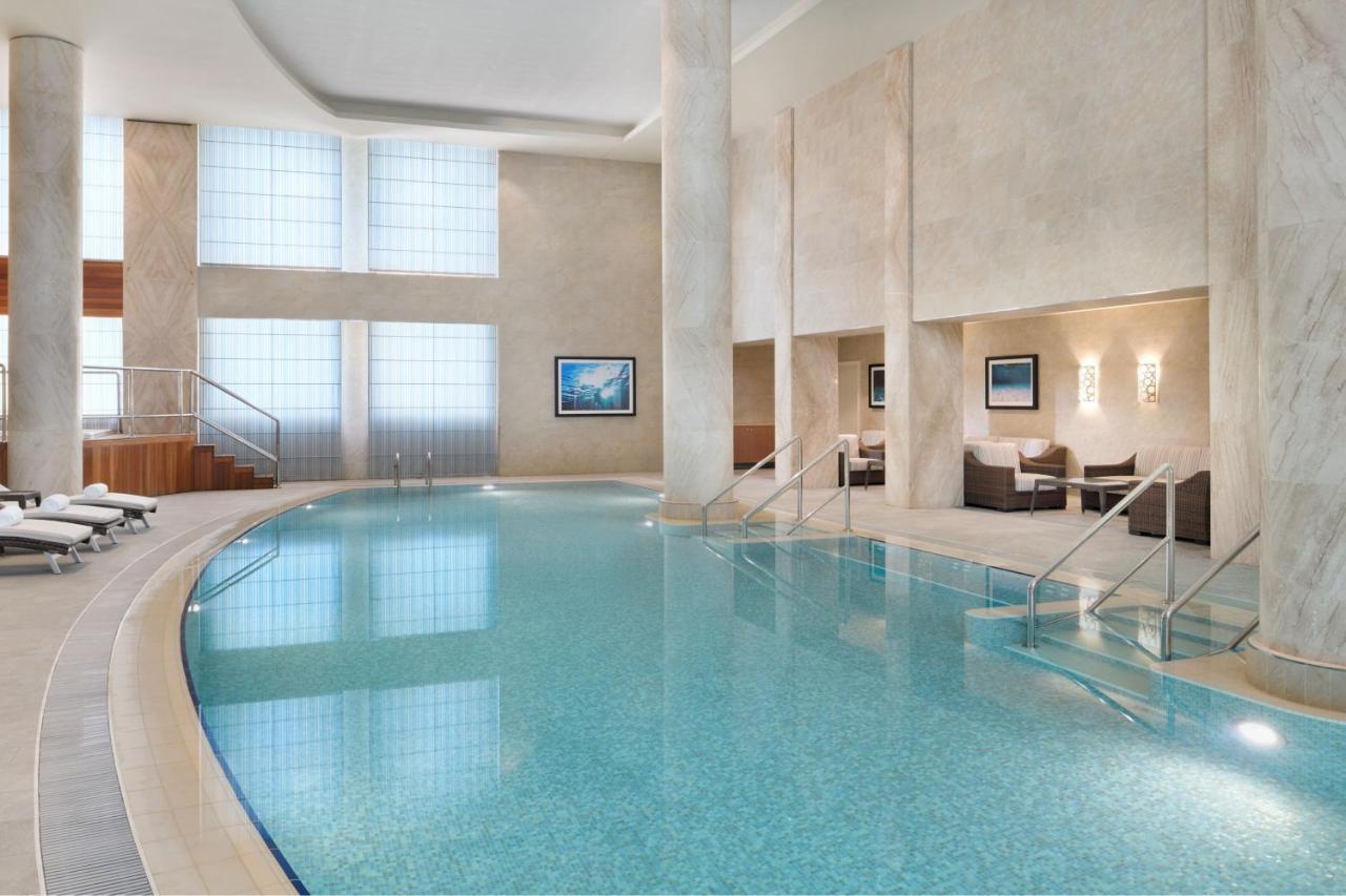 Marriott Executive Apartments Al Khobar Exterior foto The pool at the spa